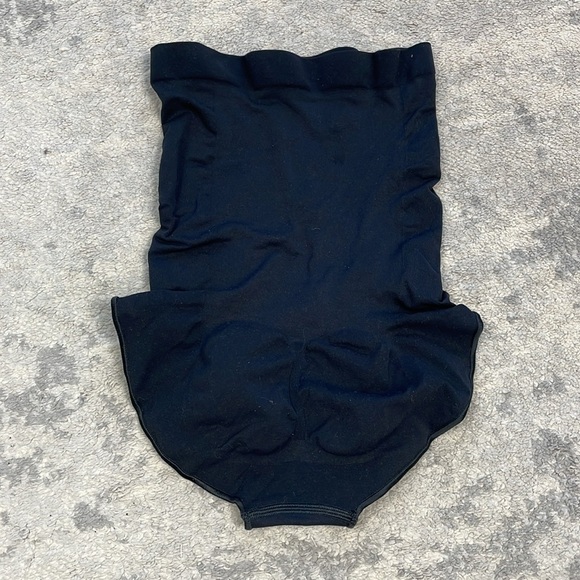 New Skims Seamless Sculpt High Waisted Brief Compression Shapewear Onyx Sz M - Picture 5 of 9